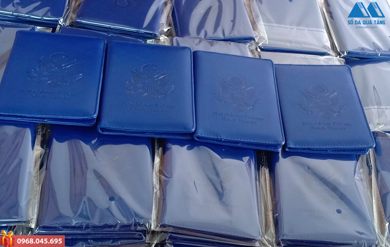 Ví Passport Quà Tặng