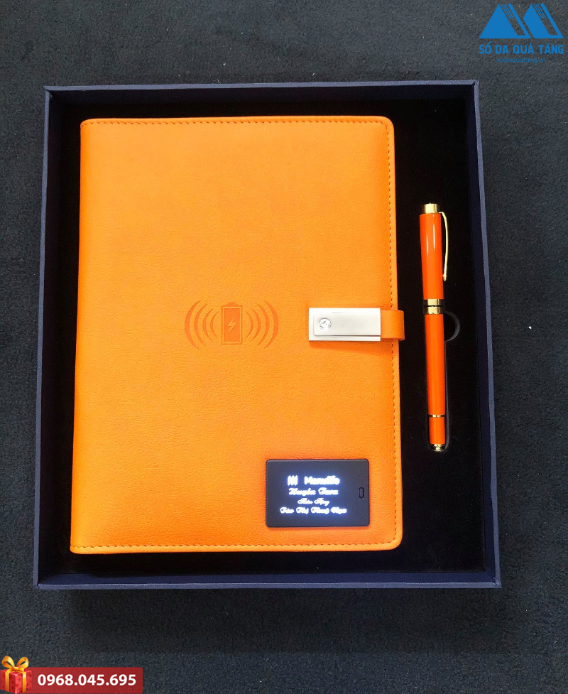 Bộ Giftset (Sổ sạc đa năng + Bút ký)
