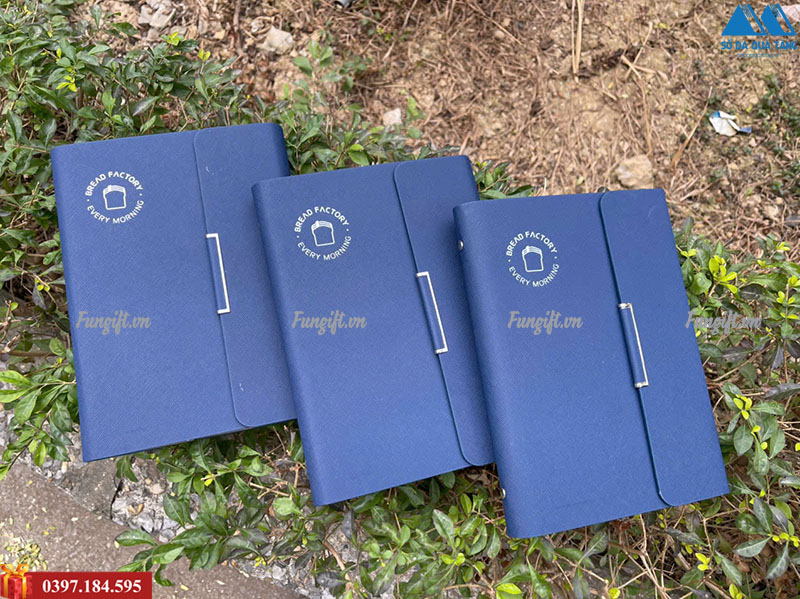Bìa da sổ tay dập logo giá rẻ