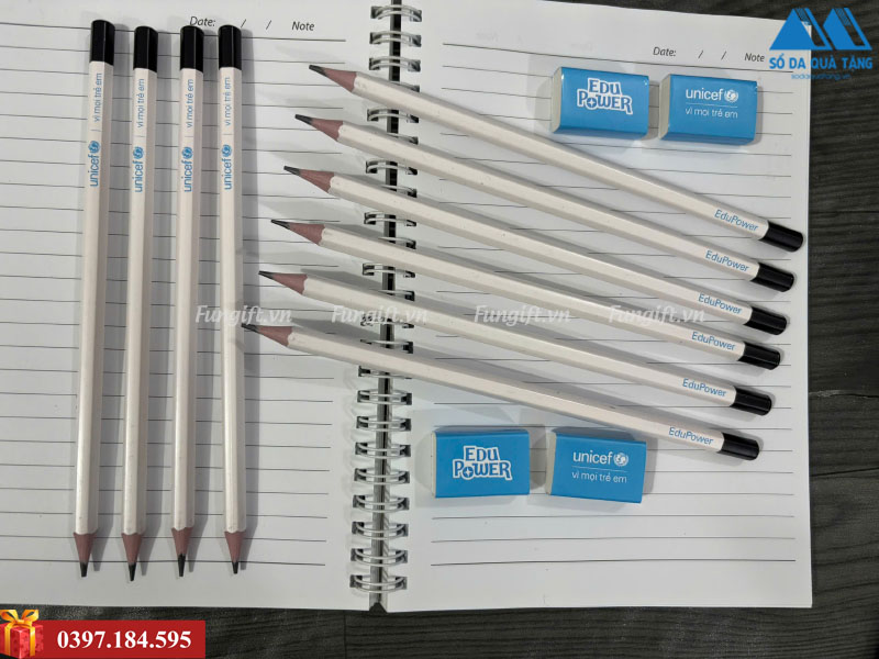 Set quà tặng học sinh