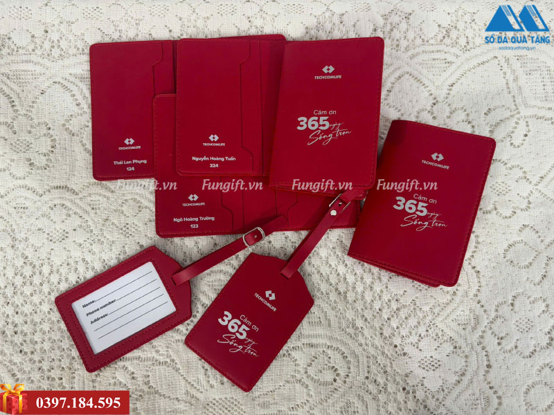 Thẻ hành lý và passport in thương hiệu doanh nghiệp